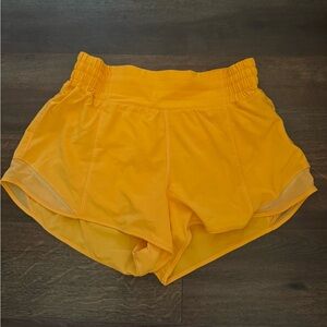 Lululemon Women’s Size 4 Hotty Hot Shorts, Size 4, Orange